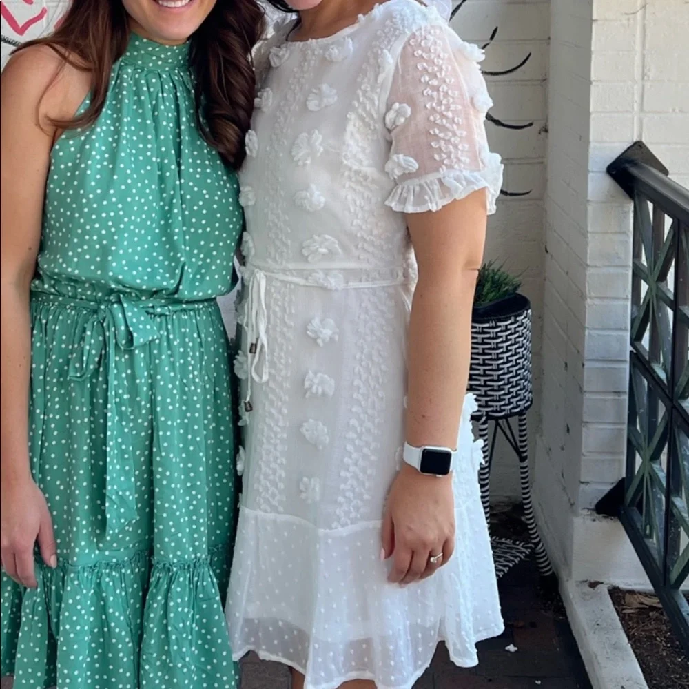 White Dress - Picture 1 of 3